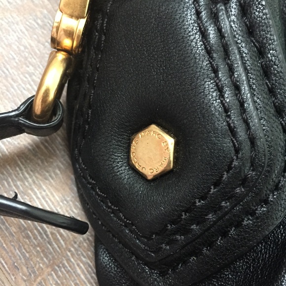 EUC Like New Marc by Marc Jacobs Black Soft Leather Hobo Purse Handbag Bag Brass - Picture 3 of 8